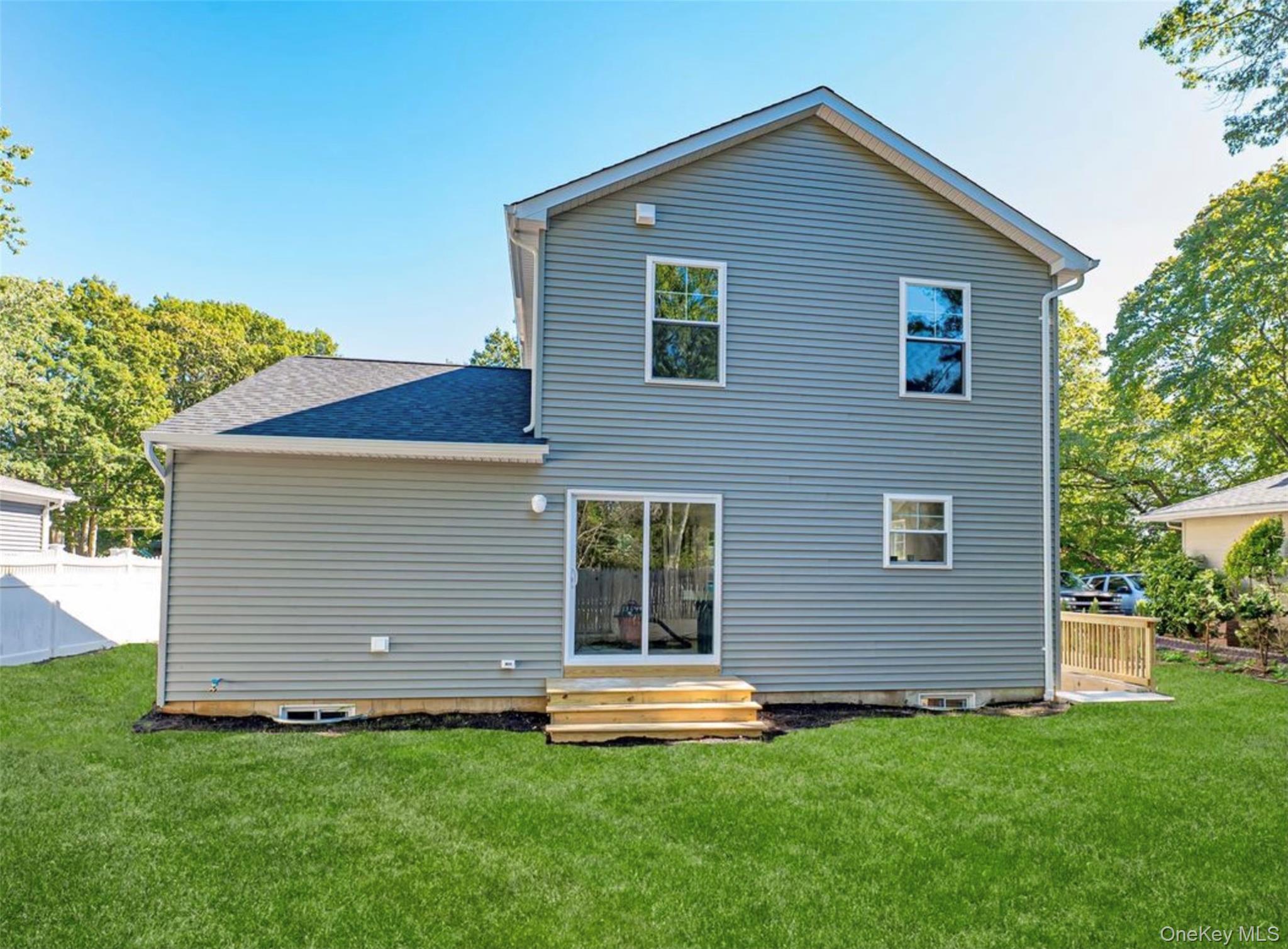 #12 photo, 4 Forest Avenue, サフォーク郡 Port Jefferson Station , NY 11776