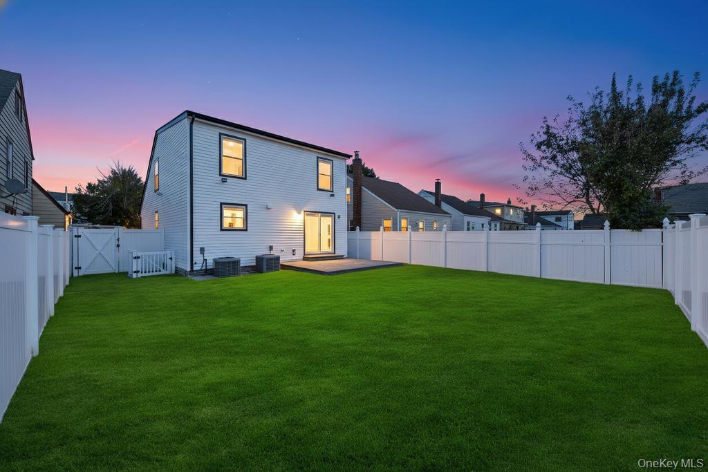 #7 photo, 41 Perry Street, ナッソー郡 Hempstead , NY 11550