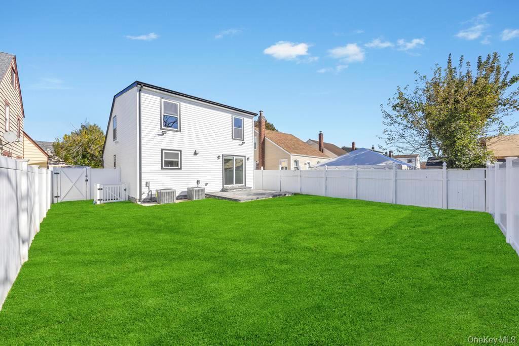 #8 photo, 41 Perry Street, ナッソー郡 Hempstead , NY 11550