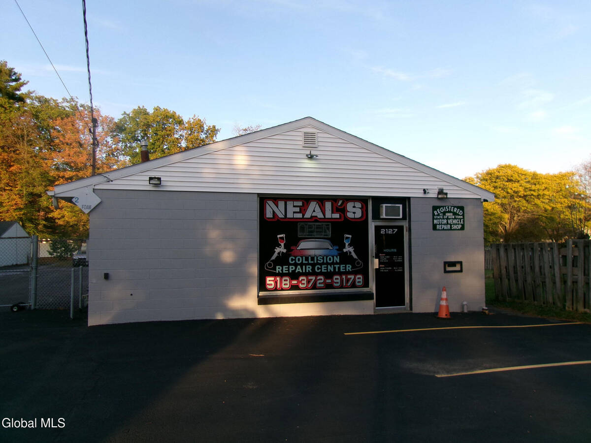 #35 photo, 2127 Central Avenue, Colonie , NY 12304