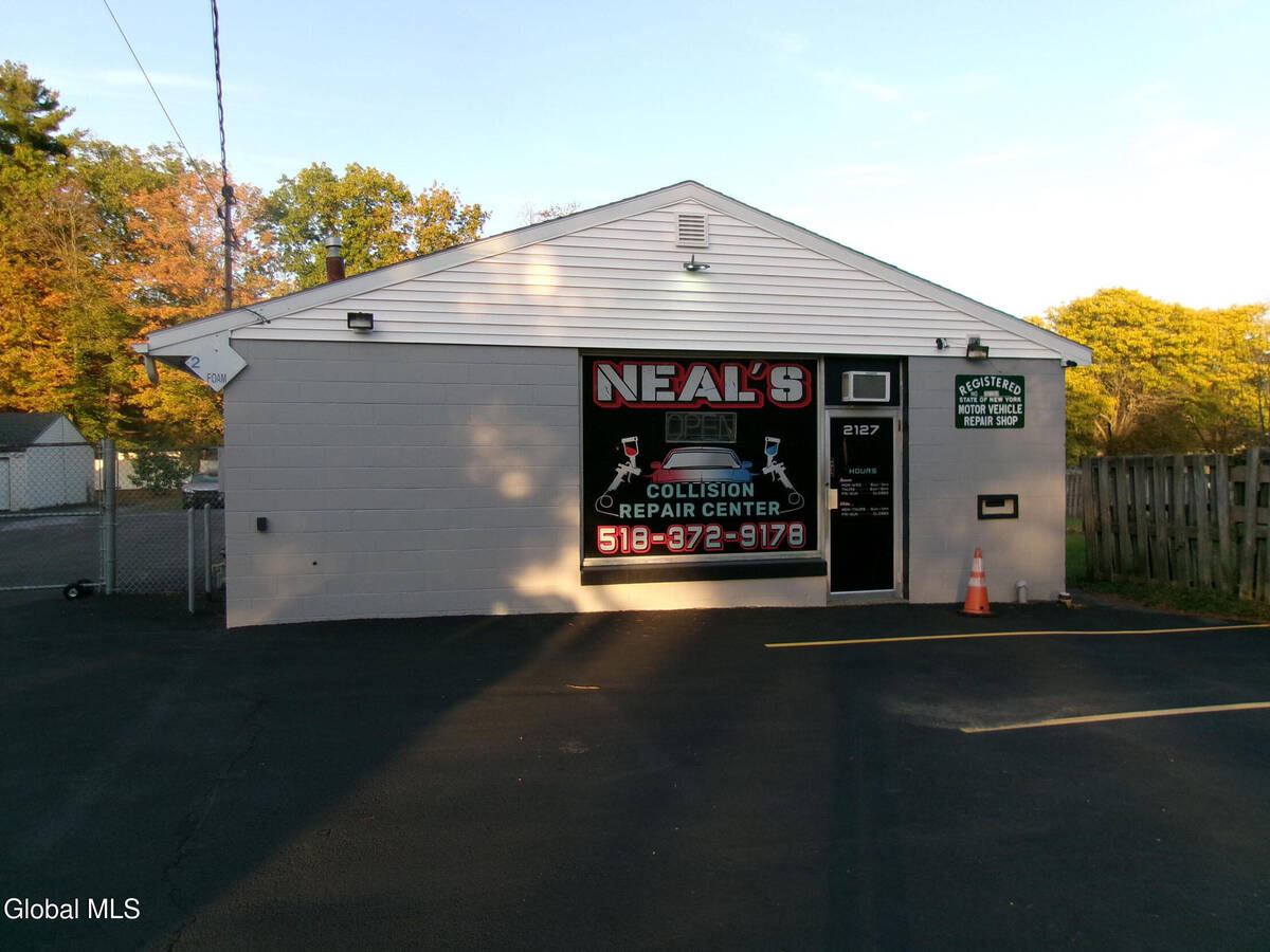 #36 photo, 2127 Central Avenue, Colonie , NY 12304