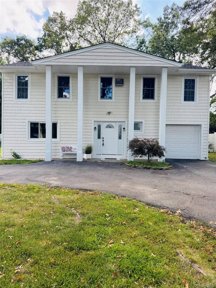 #1 photo, 36 Pinewood Drive, サフォーク郡 Commack , NY 11725