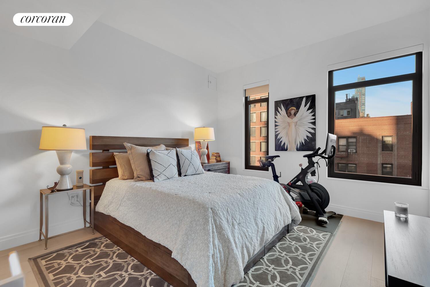 #4 photo, 212 W 95TH Street, マンハッタン Upper West Side , NY 10025