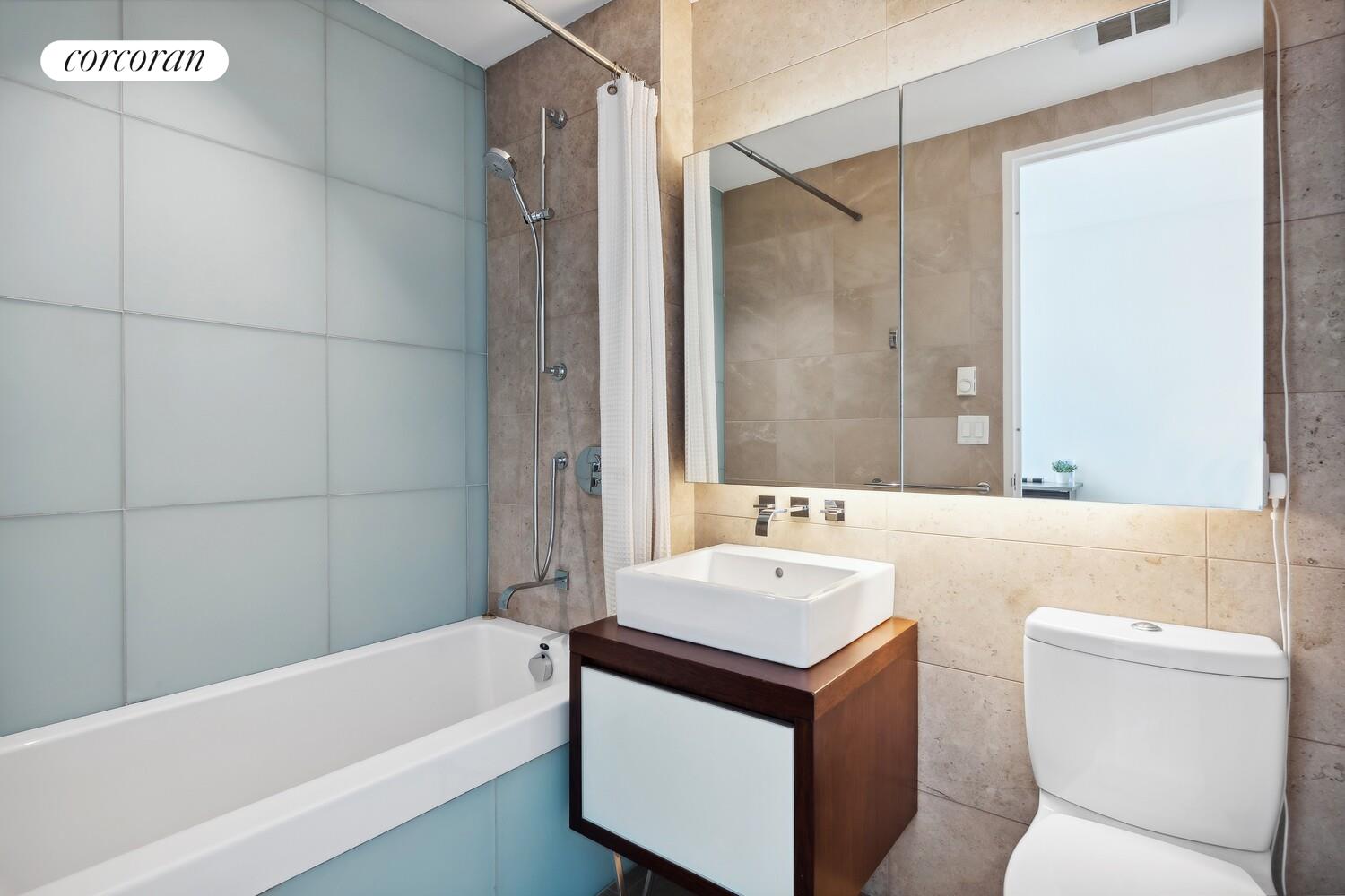 #8 photo, New York City, マンハッタン Midtown , NY 10036