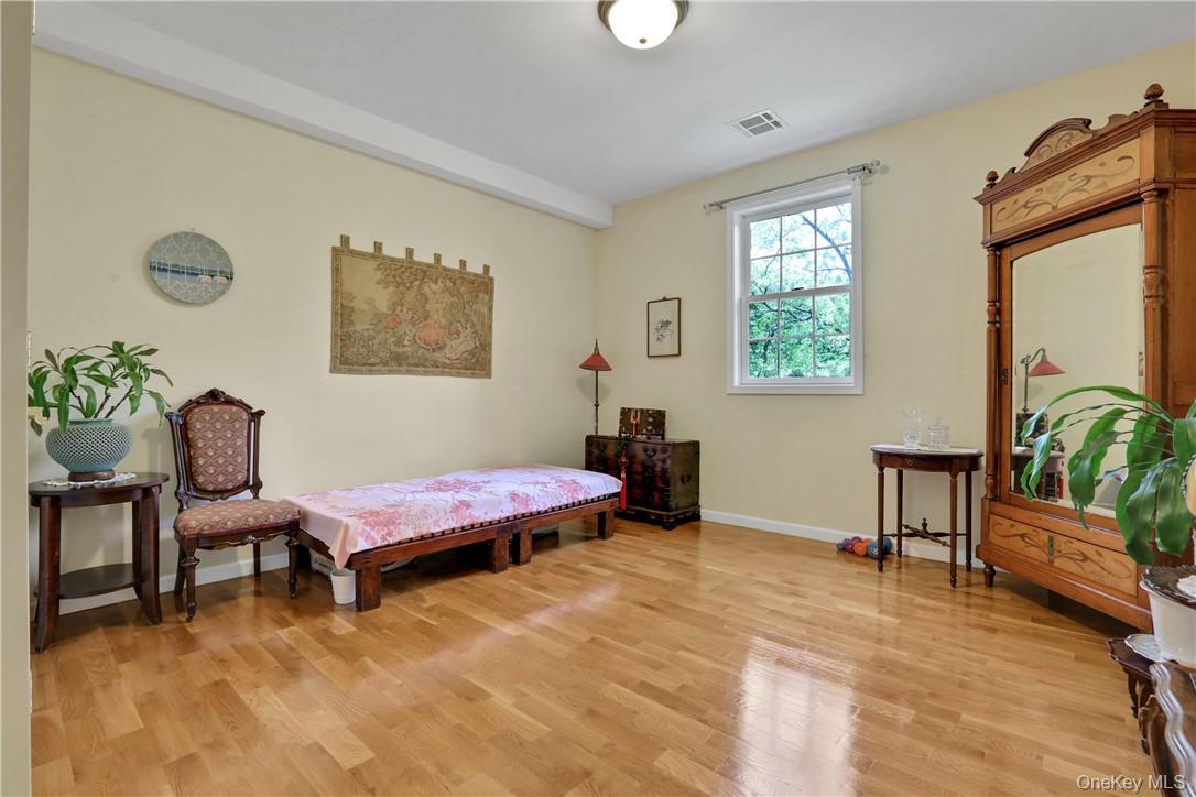 #8 photo, 77 QUAKER Avenue, Cornwall , NY 12518