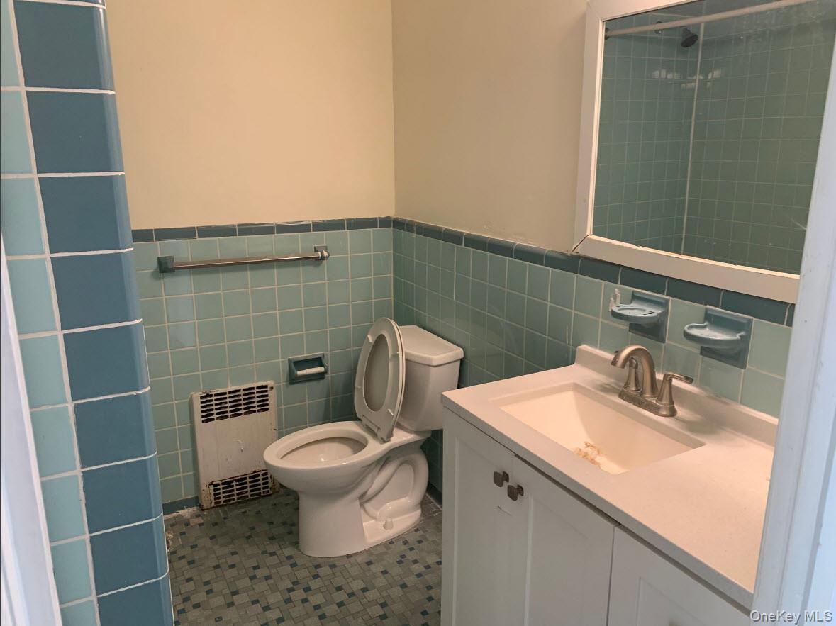 #2 photo, 76-27 85th Drive, クイーンズ区 Woodhaven , NY 11421