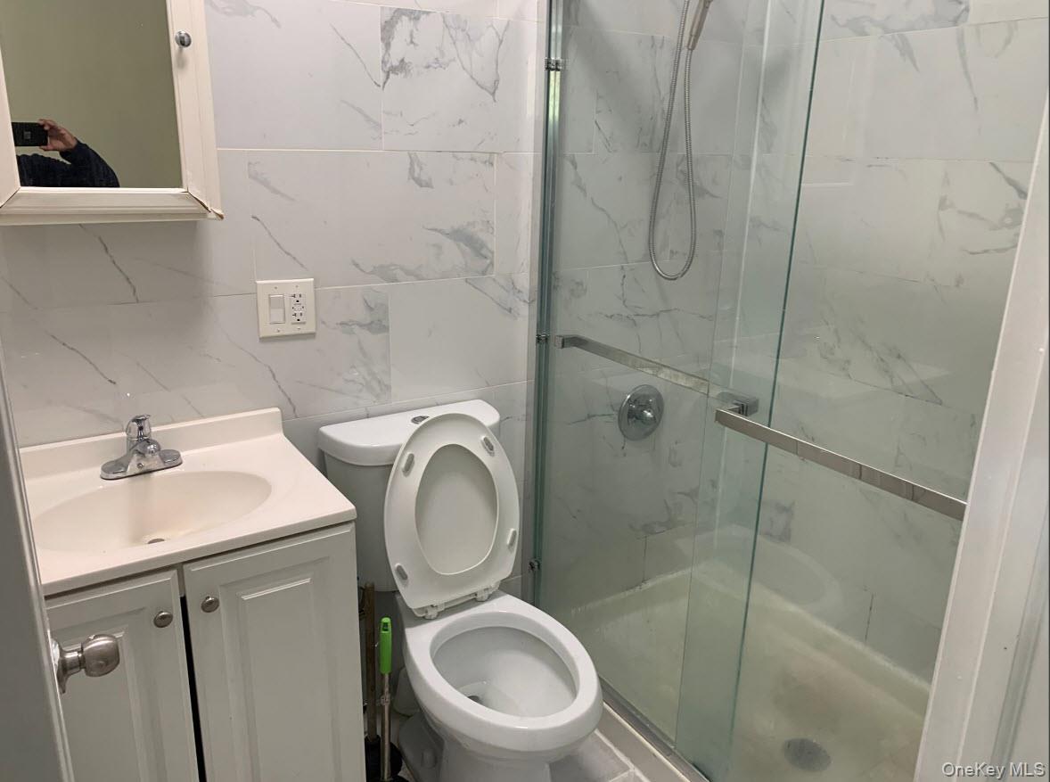 #3 photo, 76-27 85th Drive, クイーンズ区 Woodhaven , NY 11421