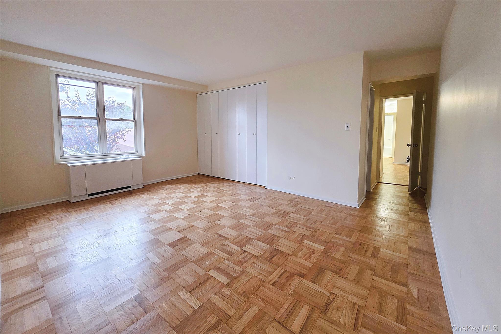 #13 photo, 212-30 23rd Ave, クイーンズ区 Bayside , NY 11360