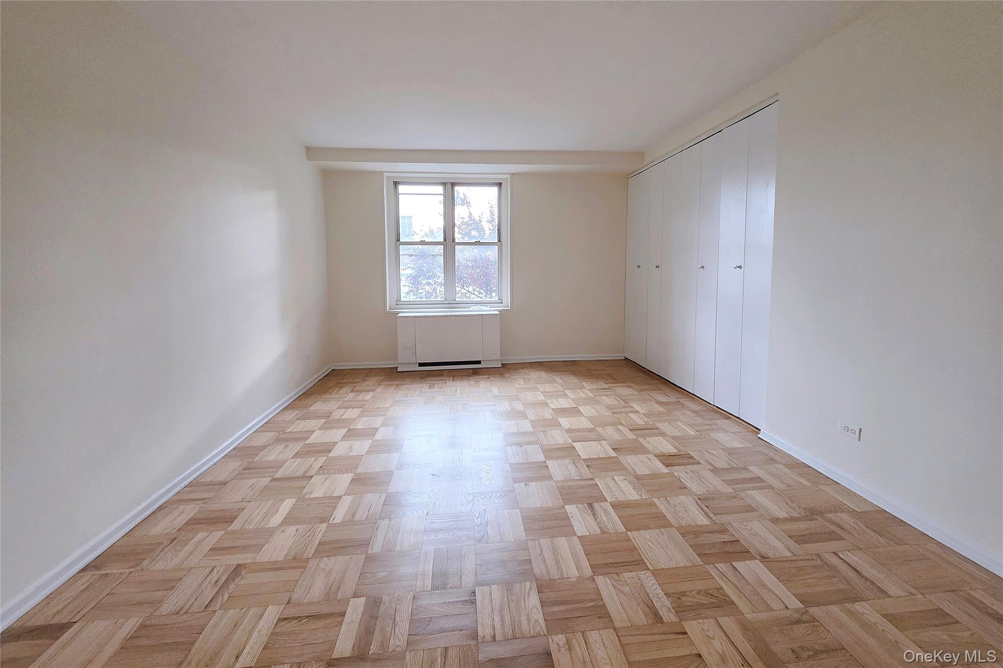 #16 photo, 212-30 23rd Ave, クイーンズ区 Bayside , NY 11360