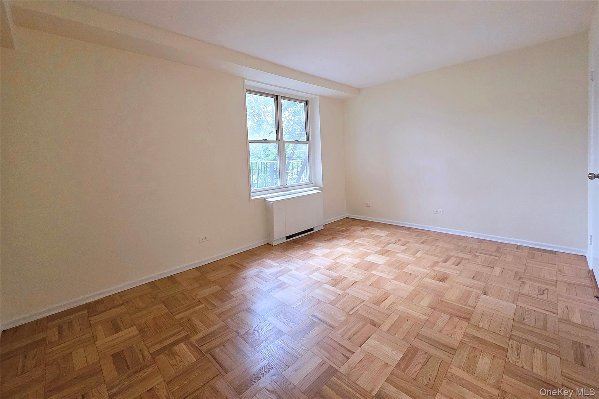 #18 photo, 212-30 23rd Ave, クイーンズ区 Bayside , NY 11360