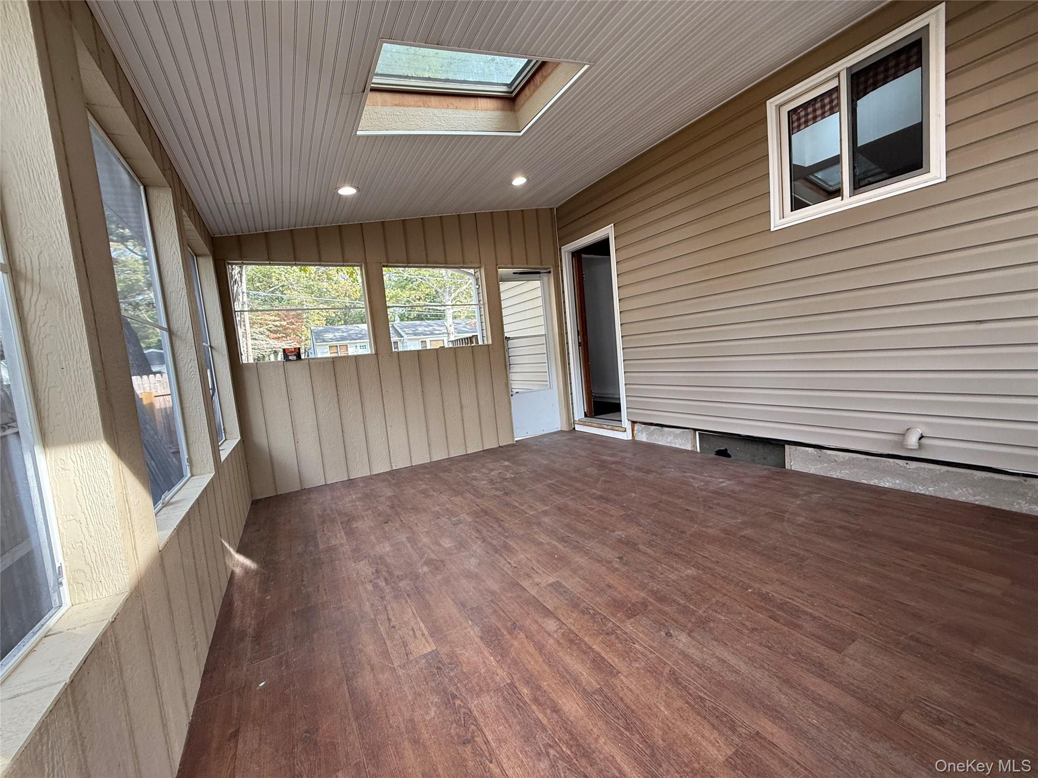 #19 photo, 50 Newcomb Trail, サフォーク郡 Ridge , NY 11961