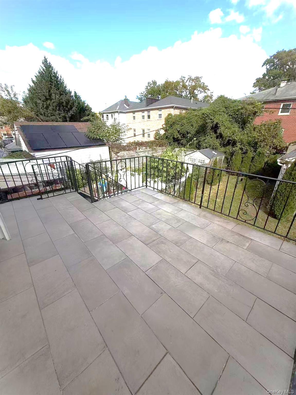 #4 photo, 4019 196 Street, クイーンズ区 Flushing , NY 11358