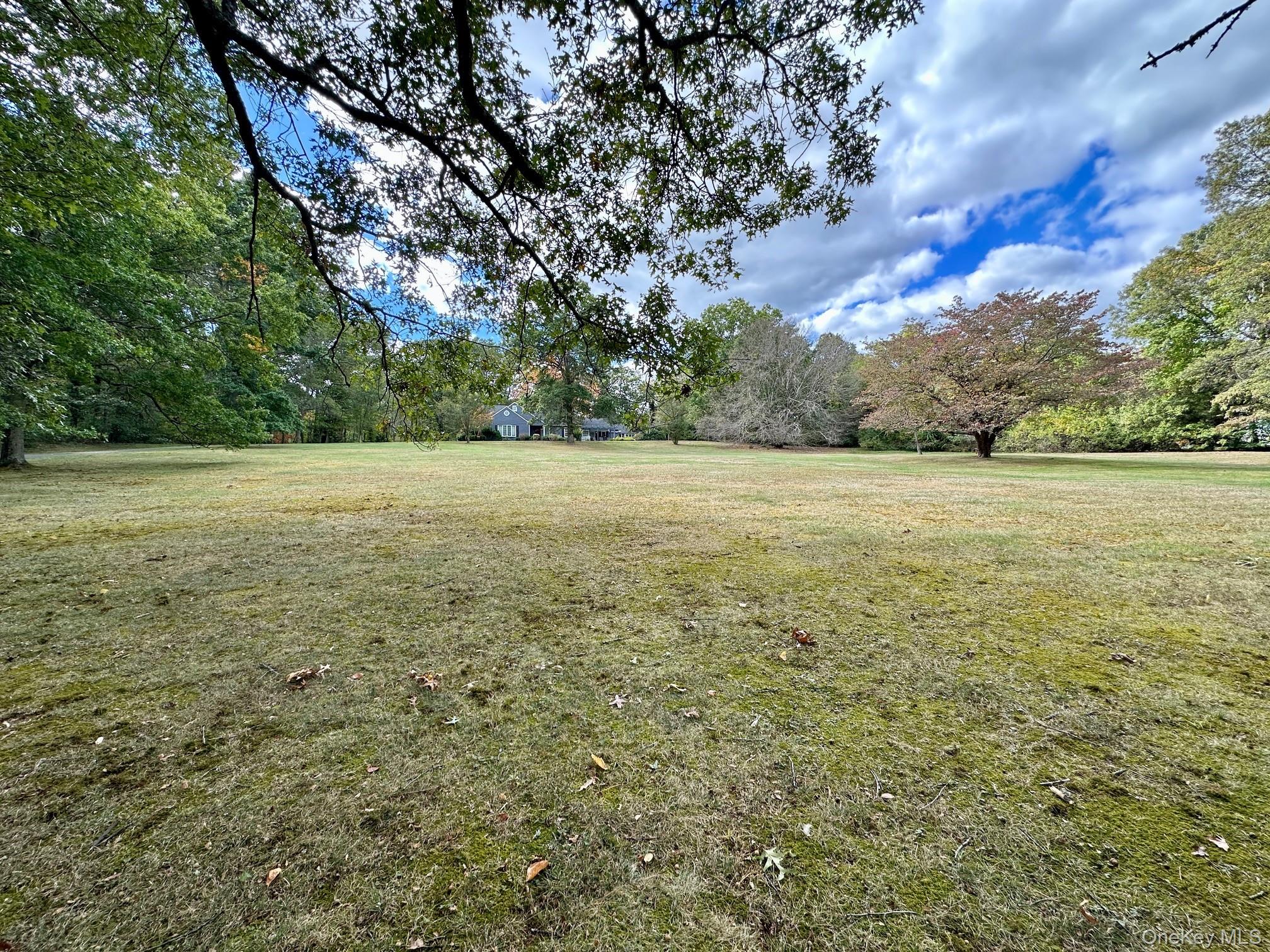 #3 photo, 2003 Midlane S, ナッソー郡 Muttontown , NY 11791