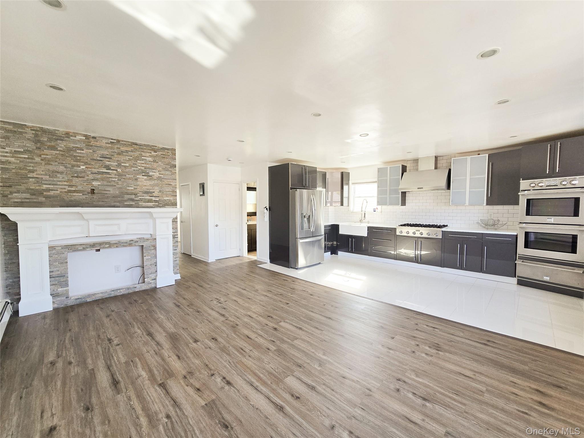 #3 photo, 9119 108th Street, クイーンズ区 Richmond Hill , NY 11418