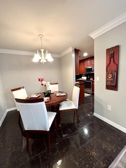 #5 photo, 13 Adams Way, サフォーク郡 Sayville , NY 11782