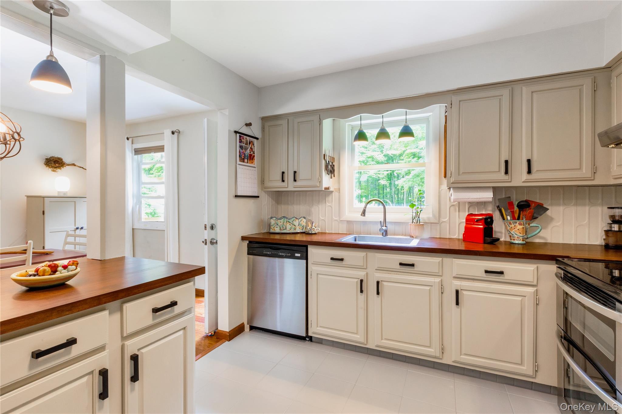 #6 photo, 424 Tongore Way, Stone Ridge , NY 12401