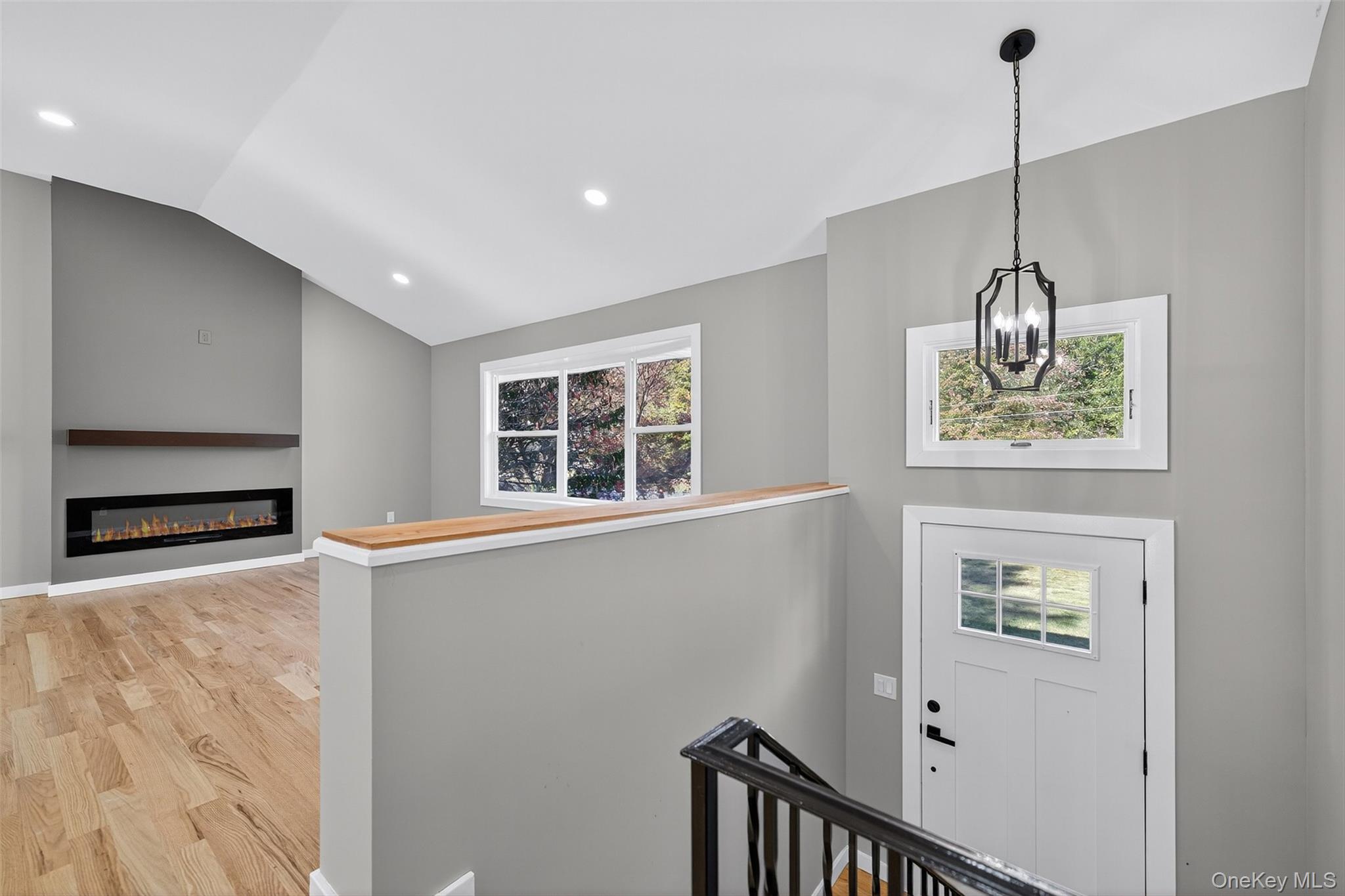 #17 photo, 6 Pamal Lane, New Paltz , NY 12561