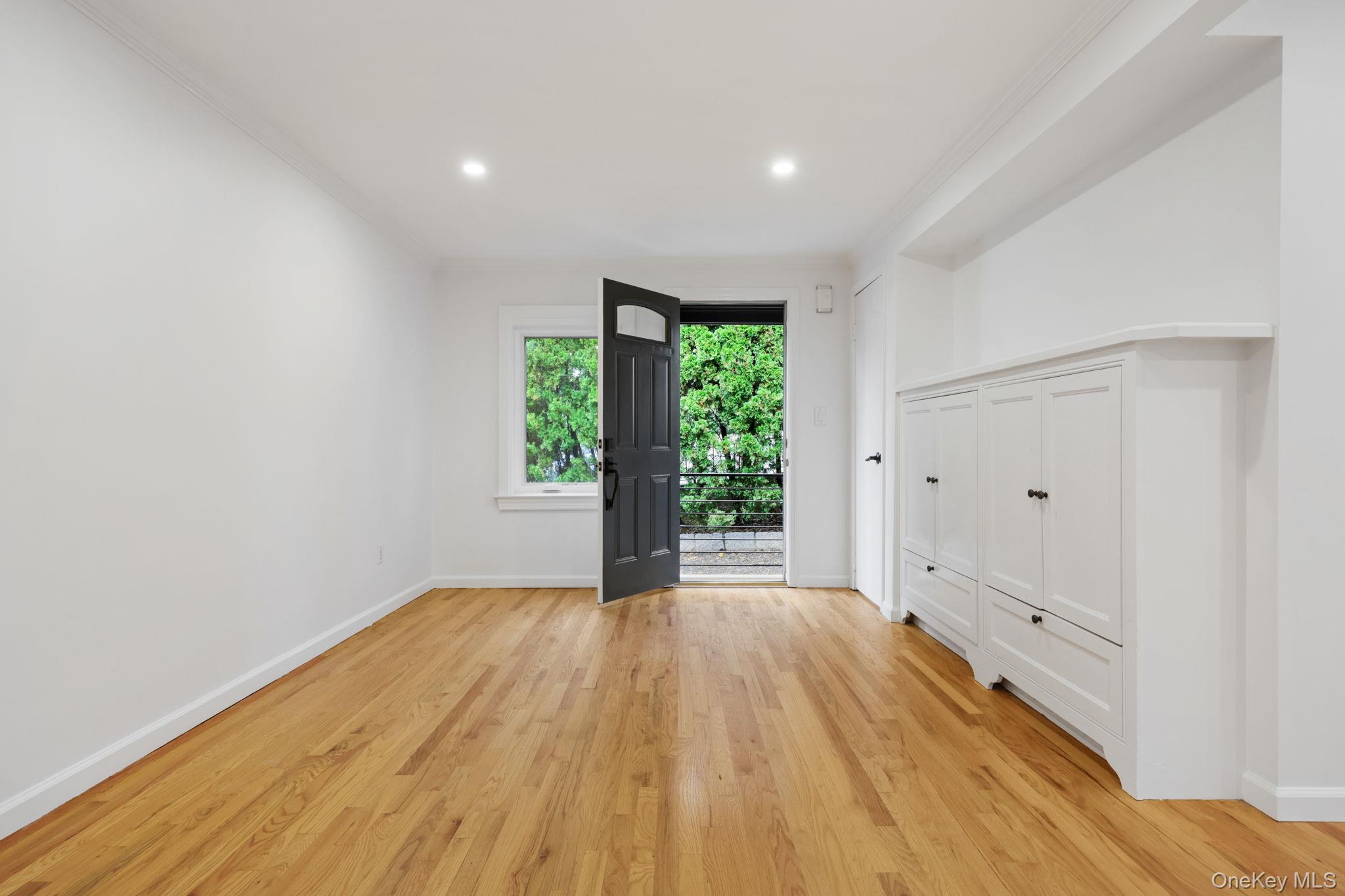 #3 photo, 4 Elizabeth Street, Rye , NY 10580