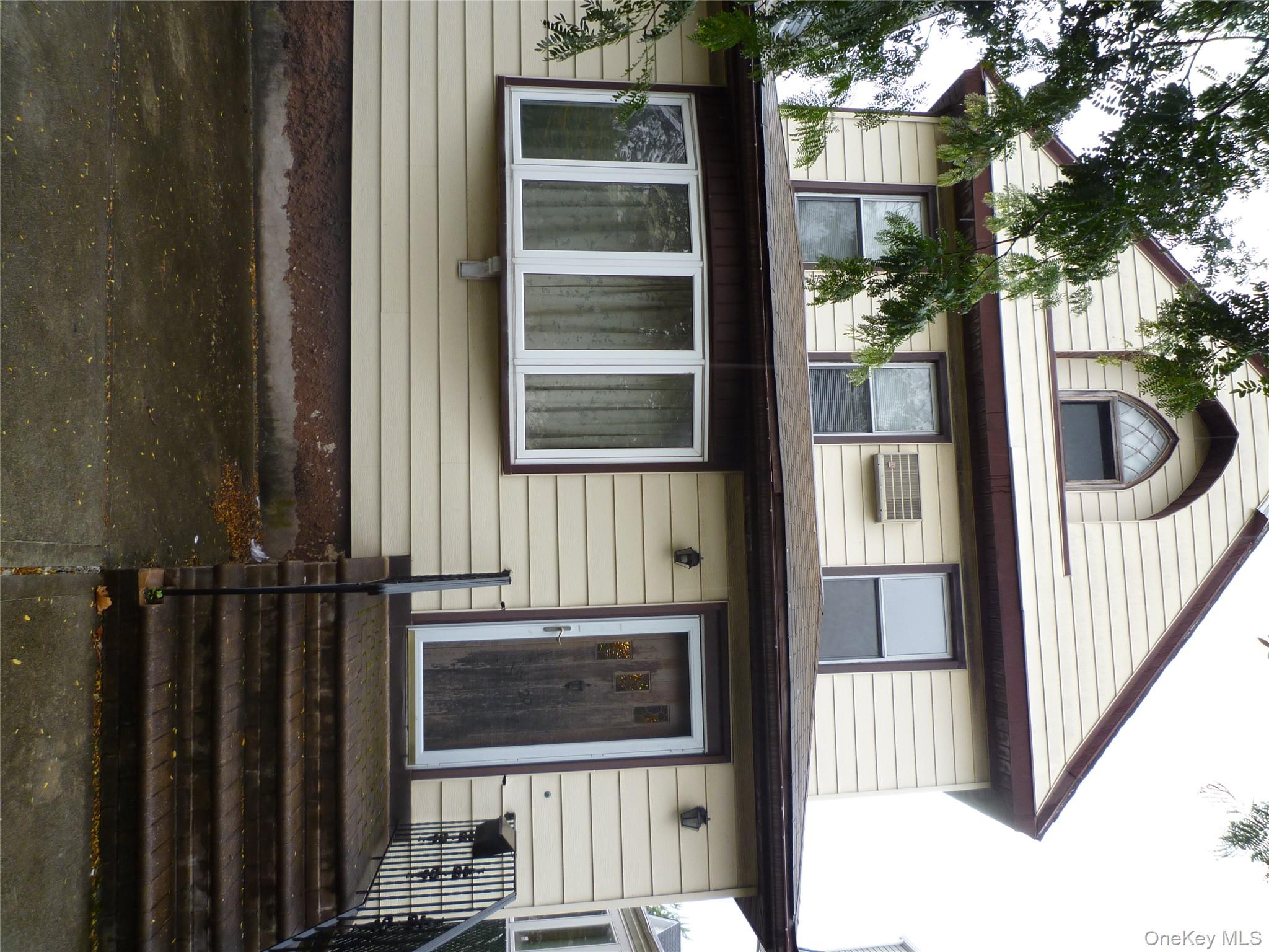 #1 photo, 8720 96th Street, 皇后区 木港 Woodhaven , NY 11421