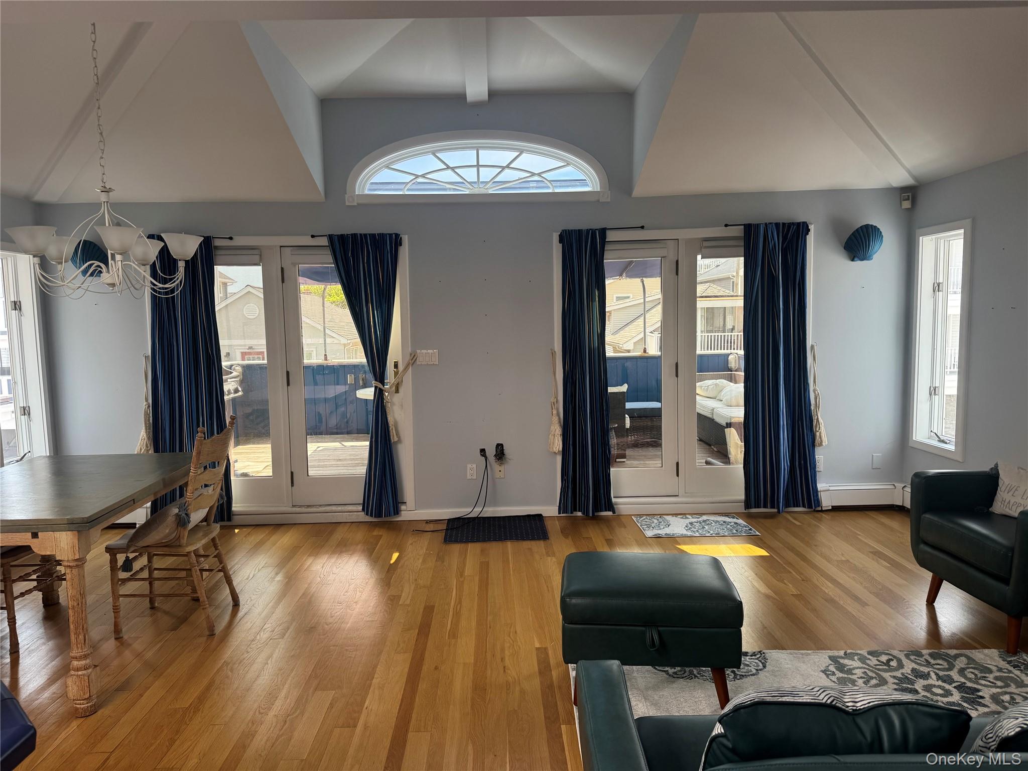 #3 photo, 20 Illinois Avenue, ナッソー郡 Long Beach , NY 11561