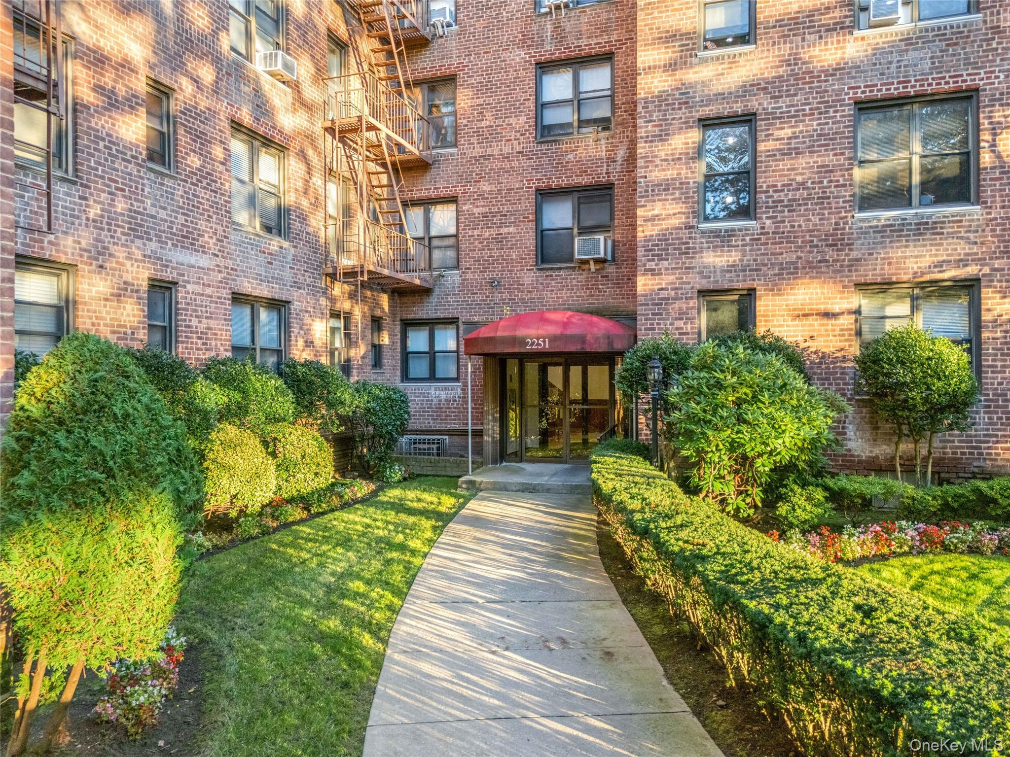 #1 photo, 2251 Plumb 1st Street, ブルックリン区 Brooklyn , NY 11229