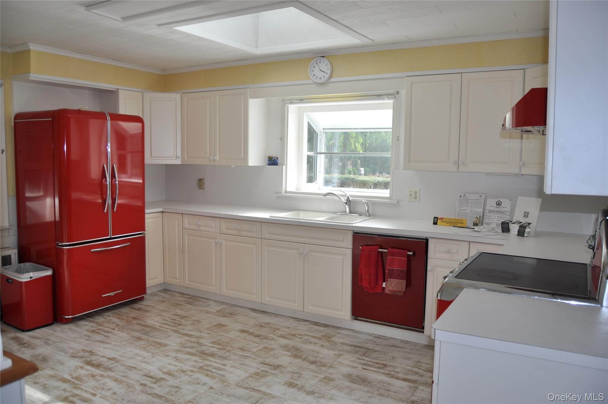 #5 photo, 29 Woodlawn Avenue, サフォーク郡 Oakdale , NY 11769