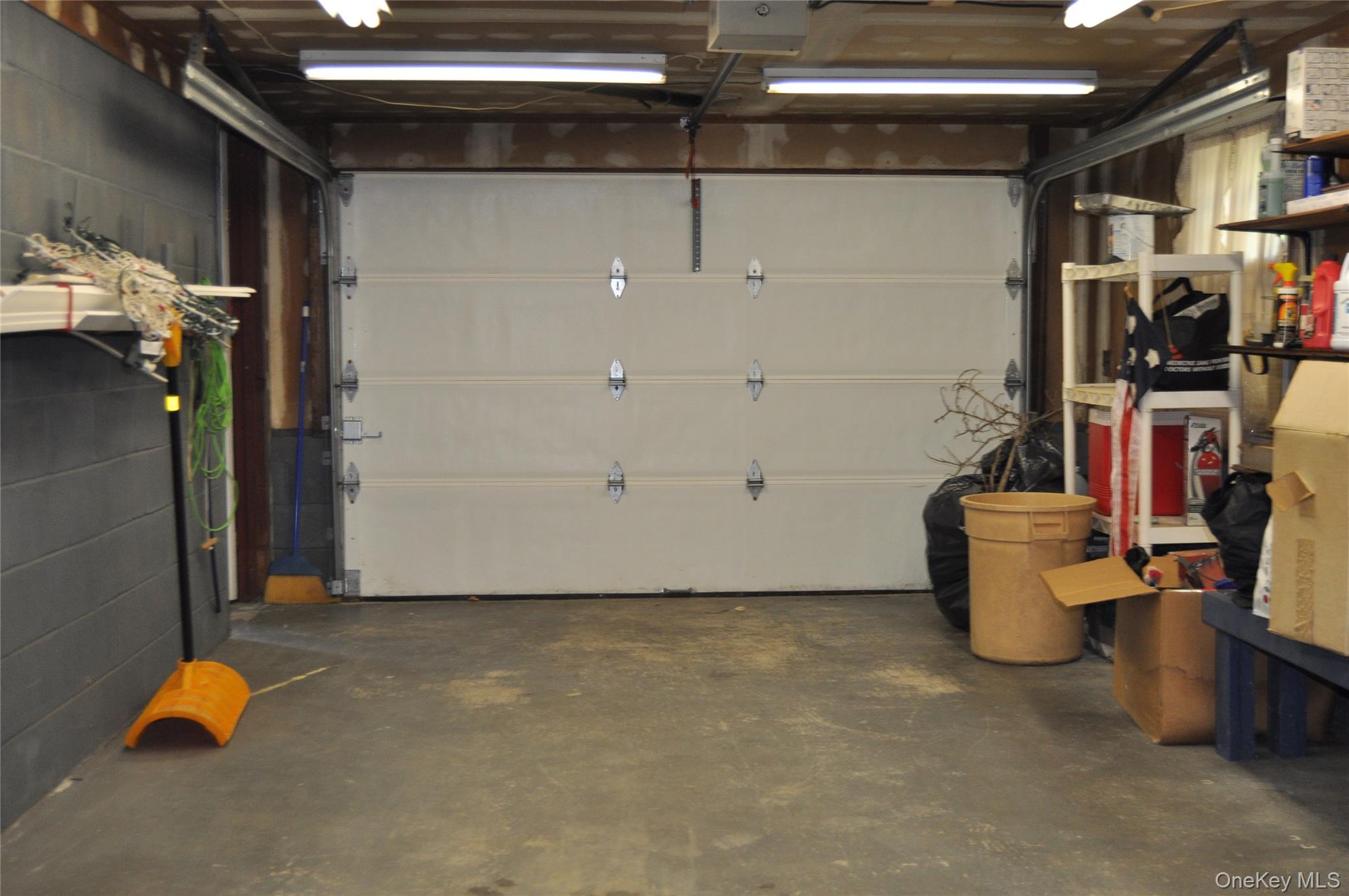 #7 photo, 29 Woodlawn Avenue, サフォーク郡 Oakdale , NY 11769