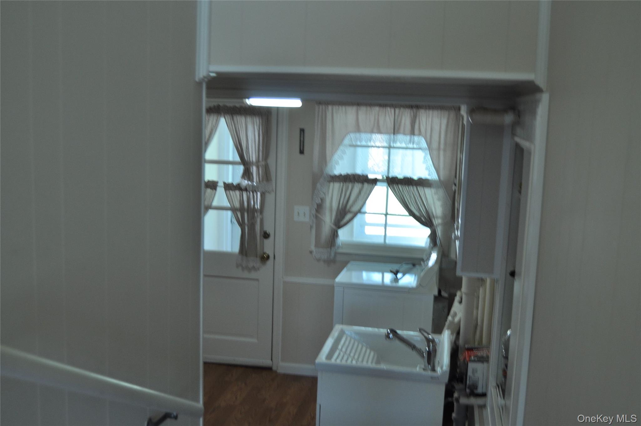 #8 photo, 29 Woodlawn Avenue, サフォーク郡 Oakdale , NY 11769