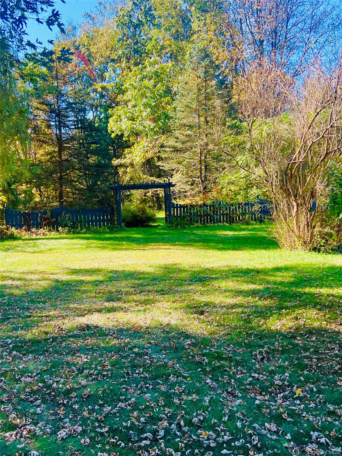 #10 photo, 5028-5030 Rt-82, Millbrook , NY 12578