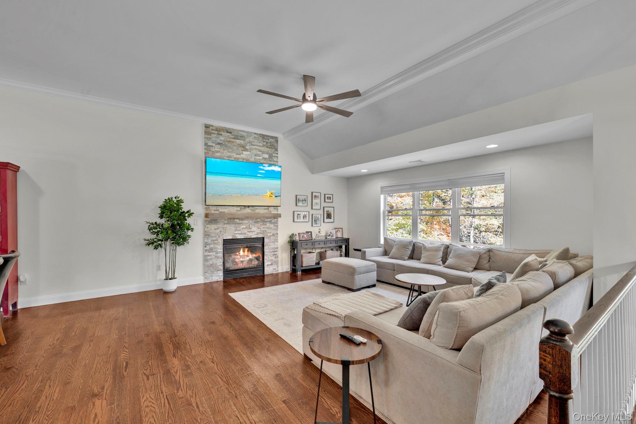 #6 photo, 2255 State Route 300, Wallkill , NY 12589