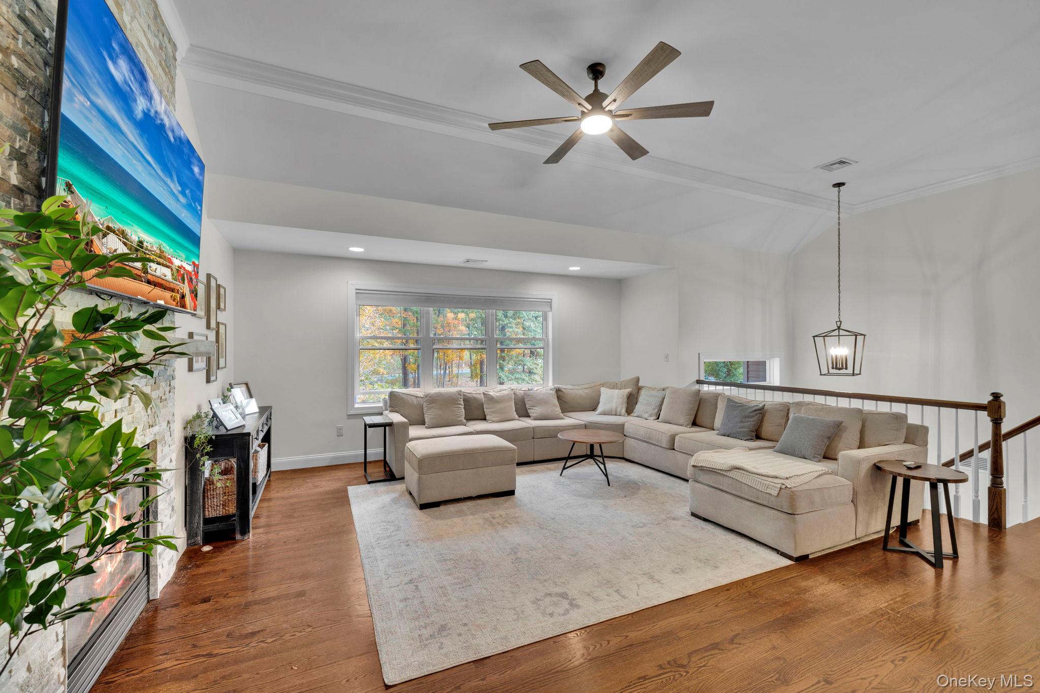 #7 photo, 2255 State Route 300, Wallkill , NY 12589