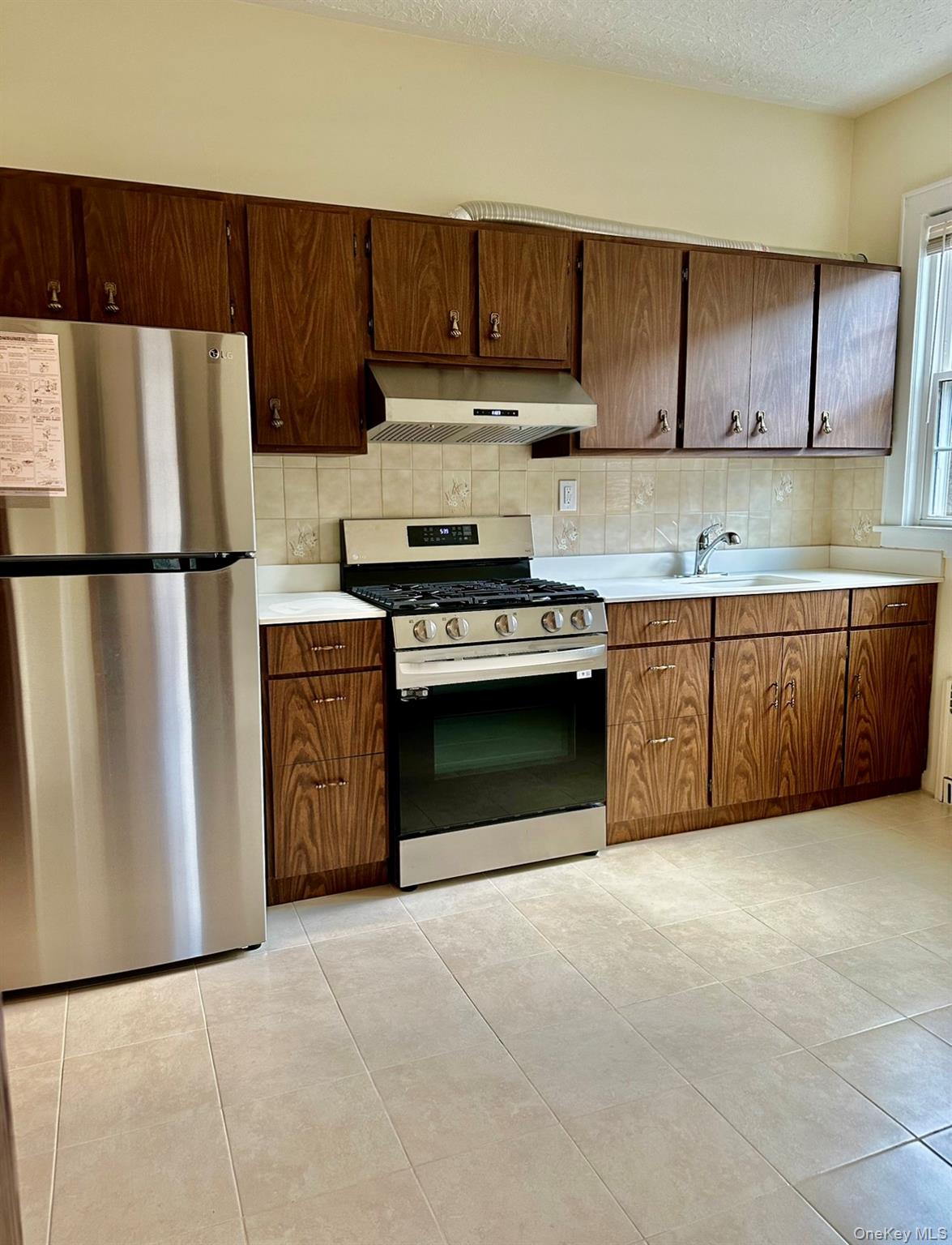 #7 photo, 128 Nethermont Avenue, White Plains , NY 10603