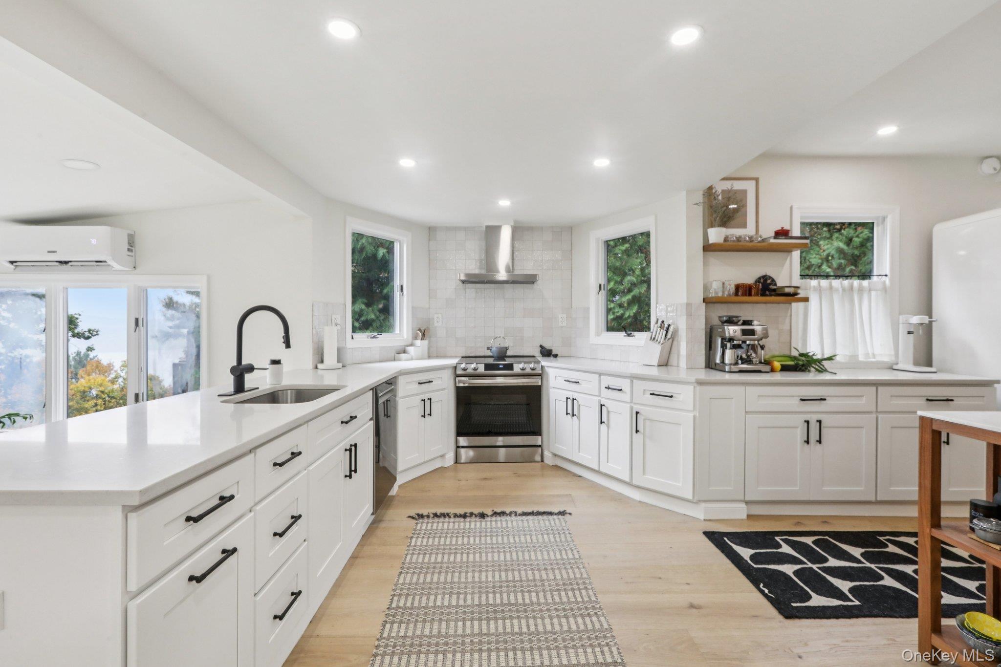 #18 photo, 2 Erica Lane, Greenwood Lake , NY 10925