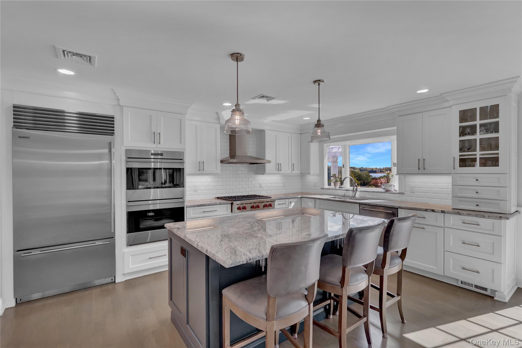 #11 photo, 111 Old Field Road, Setauket , NY 11733