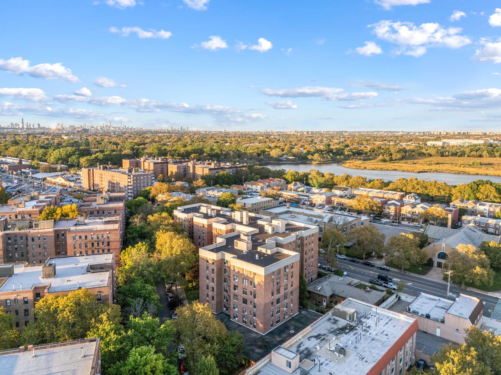 #13 photo, 2251 Plumb 1st Street, ブルックリン区 Gerritsen Beach , NY 11229