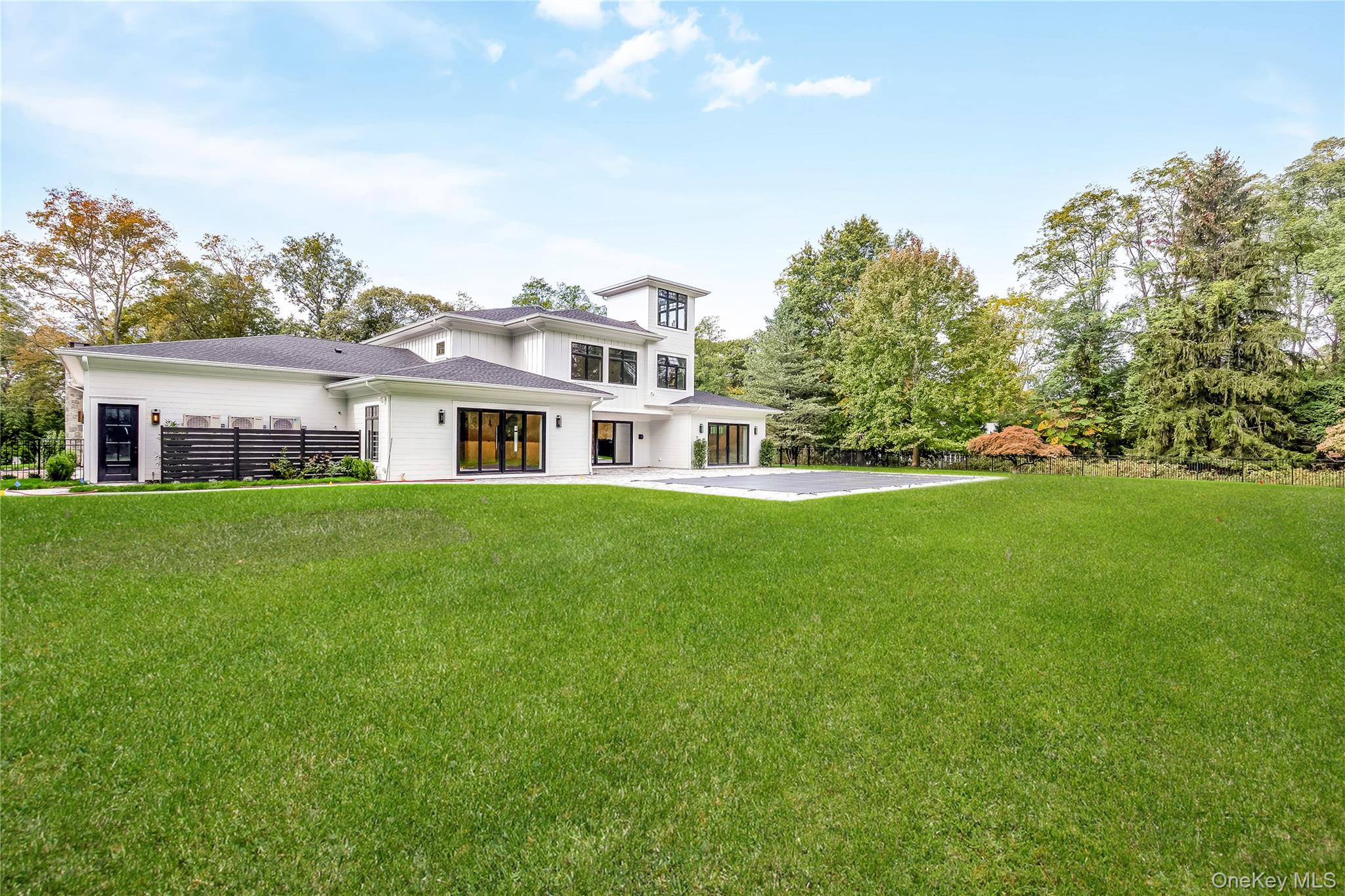 #4 photo, 523 Long Beach Road, Nissequogue , NY 11780