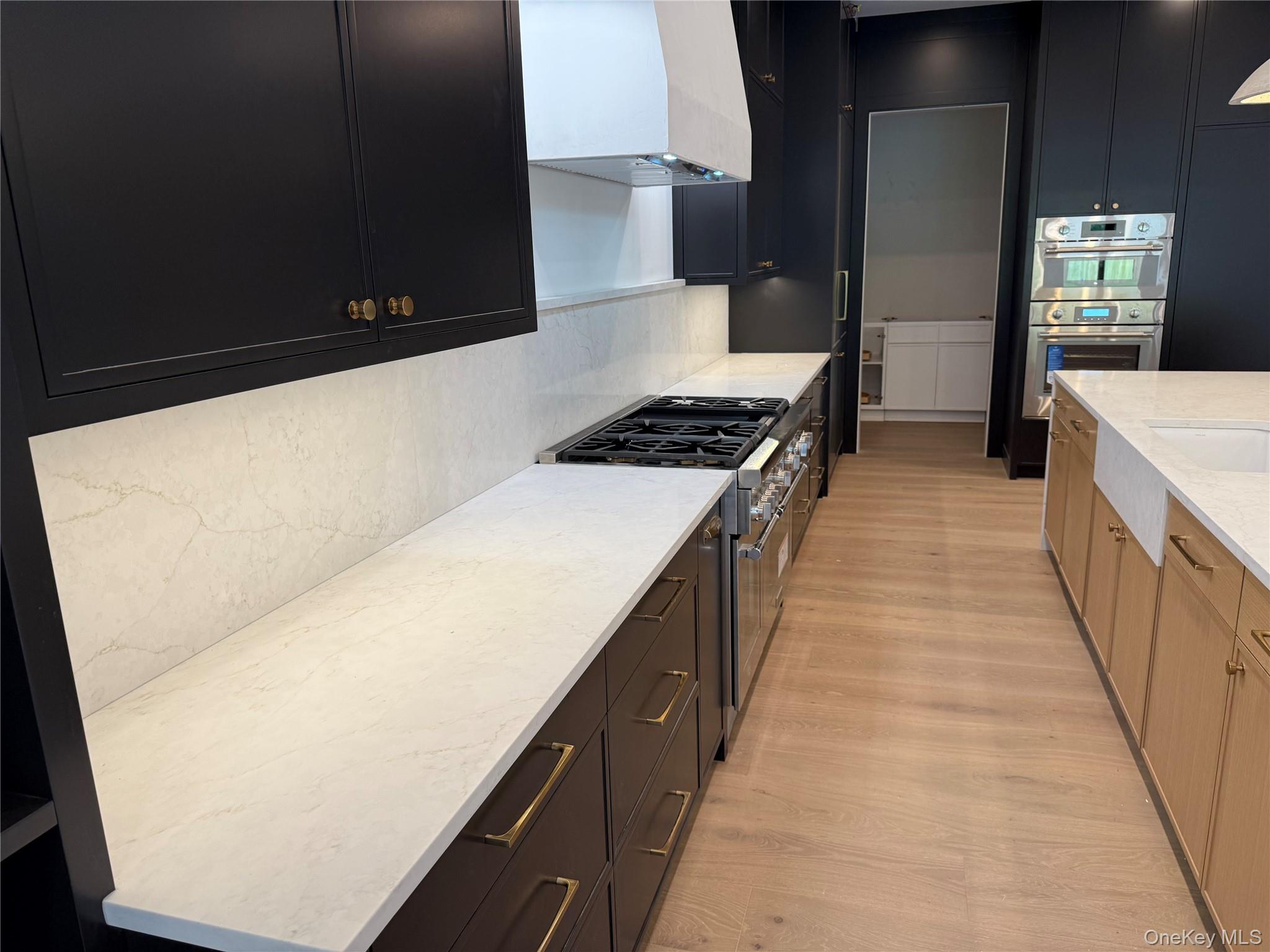 #8 photo, 523 Long Beach Road, Nissequogue , NY 11780