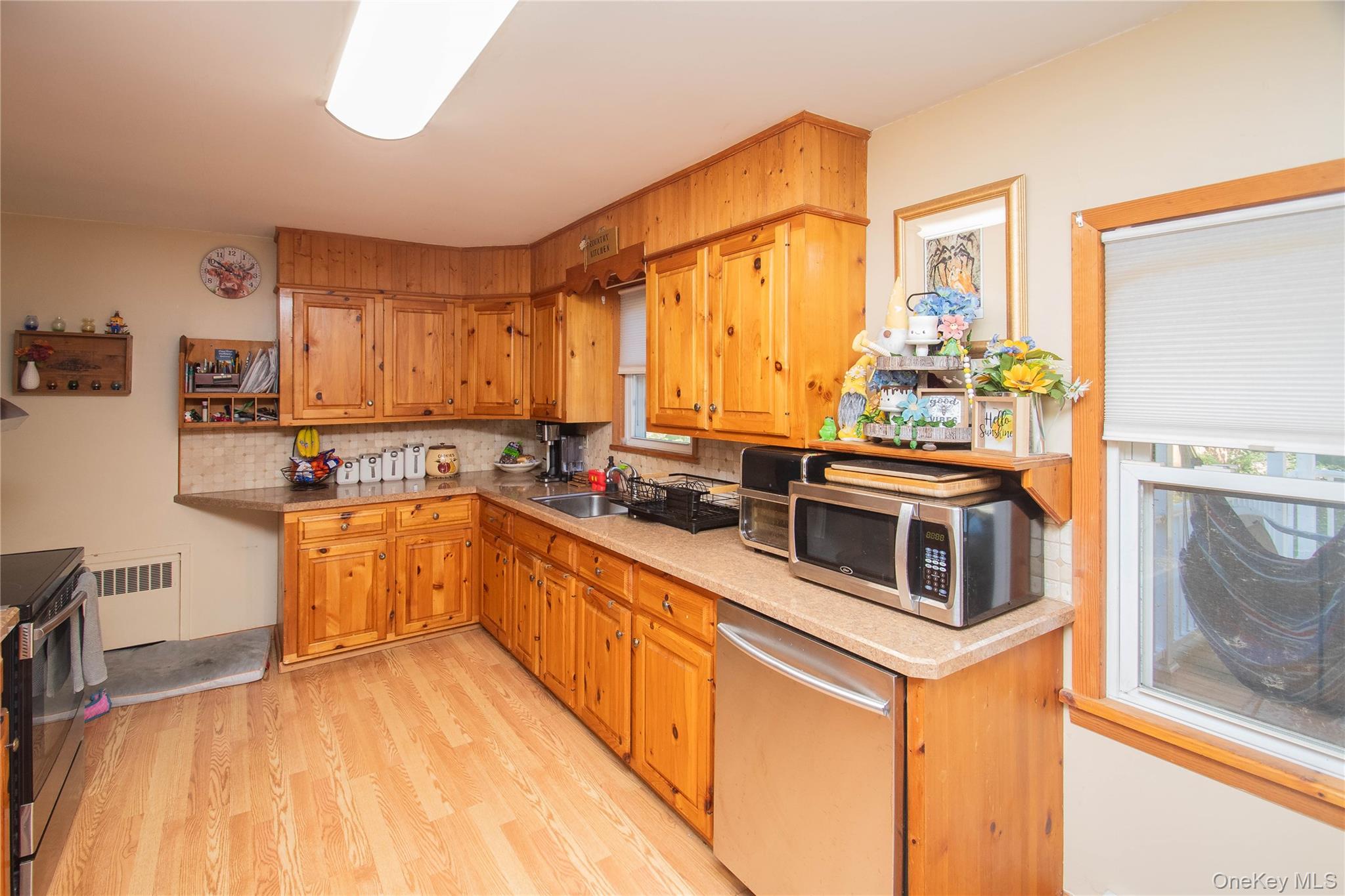 #8 photo, 144 Hooker Street, Kingston , NY 12401