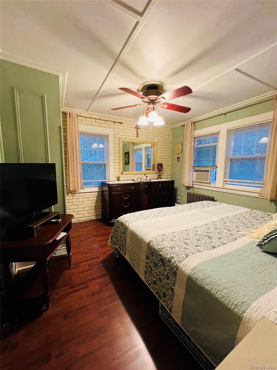 #19 photo, 512 Logan Avenue, ブロンクス区 Bronx , NY 10465