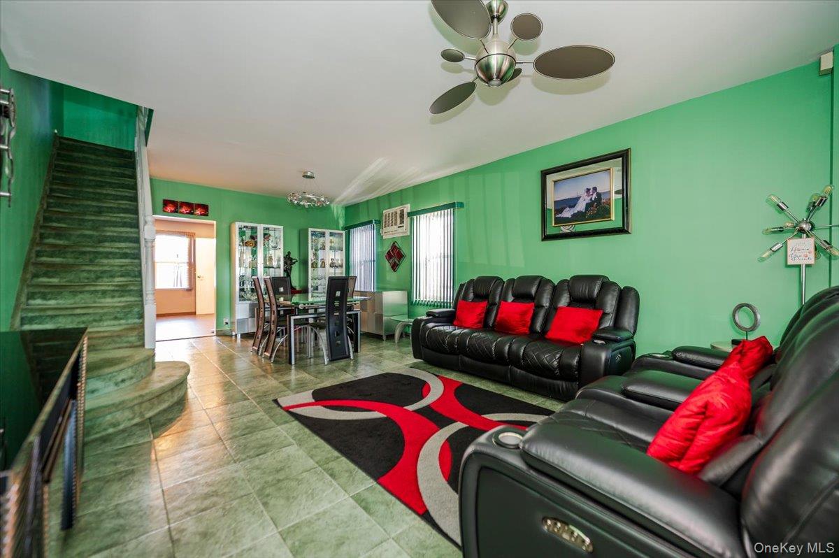 #4 photo, 132-36 84th Street, クイーンズ区 Ozone Park , NY 11417