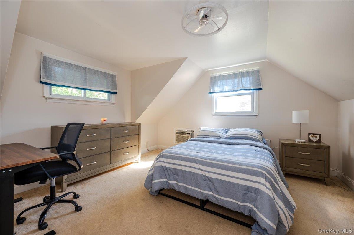 #9 photo, 1563 Marshall Street, ナッソー郡 Elmont , NY 11003