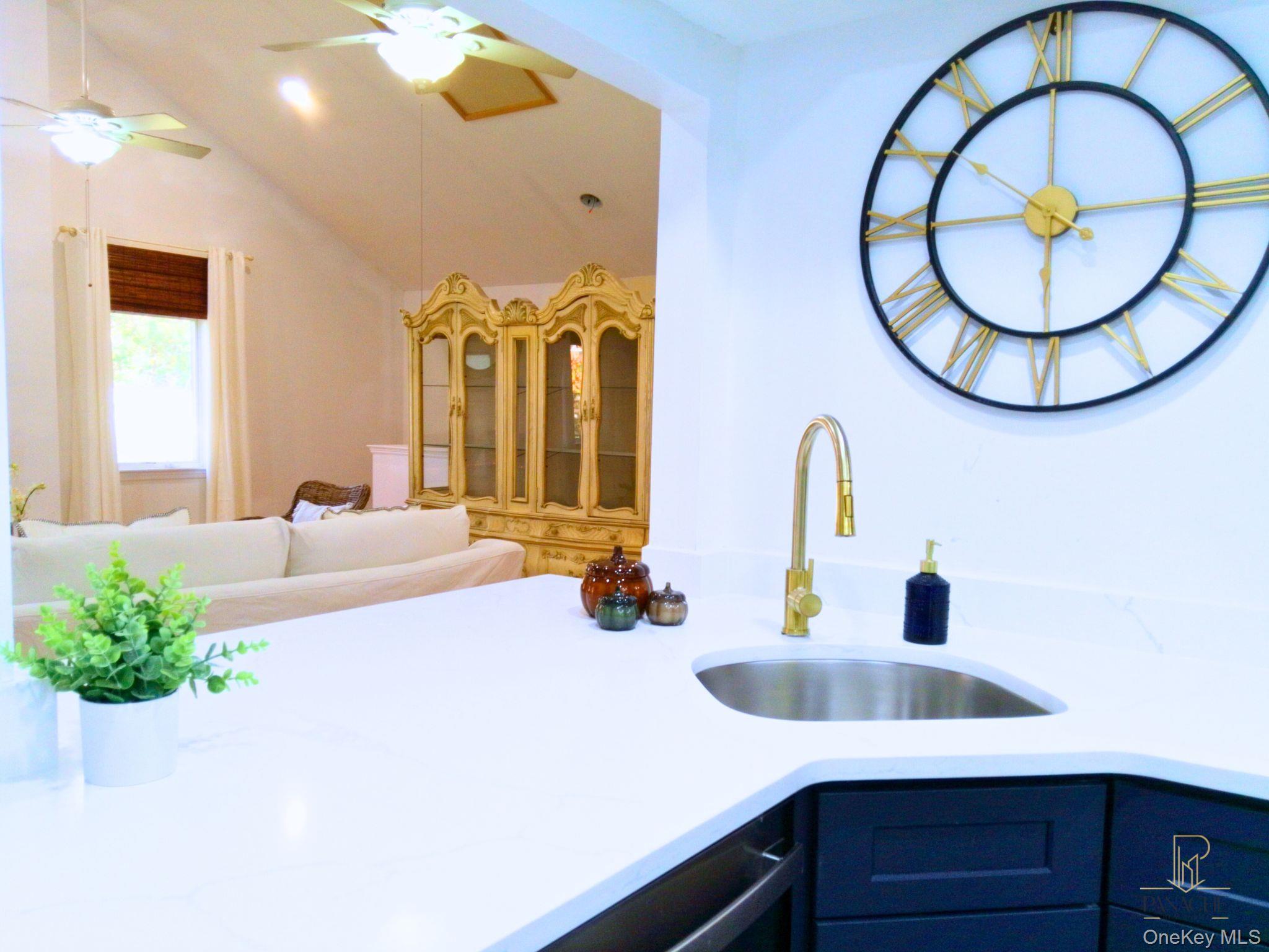 #6 photo, 37 Lake Grove Boulevard, サフォーク郡 Brookhaven , NY 11720