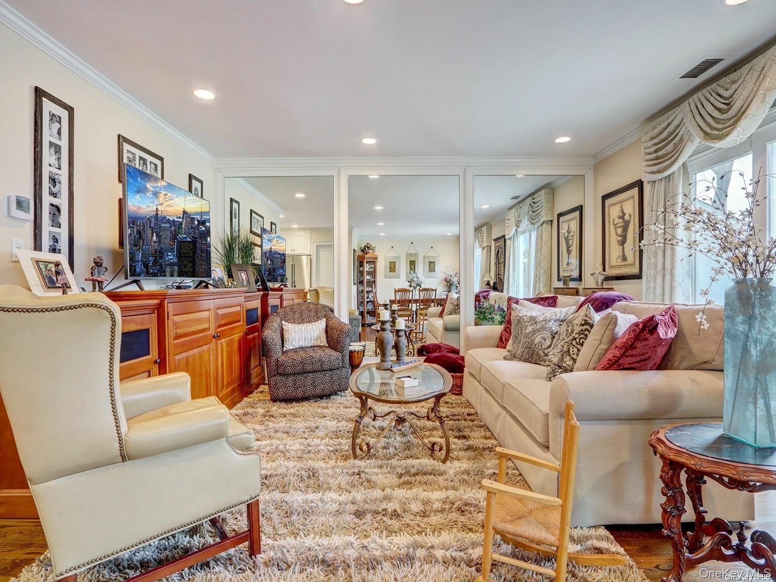 #6 photo, 100-18 Baker Court, ナッソー郡 Island Park , NY 11558