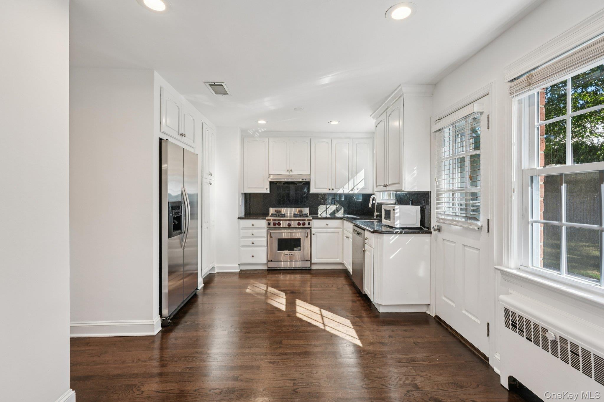 #10 photo, 71 Tamarack Road, Rye Brook , NY 10573