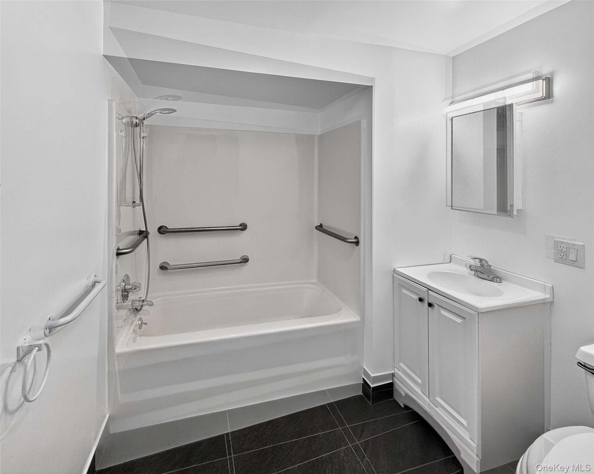 #10 photo, 17 Bowman Avenue, Rye Brook , NY 10573