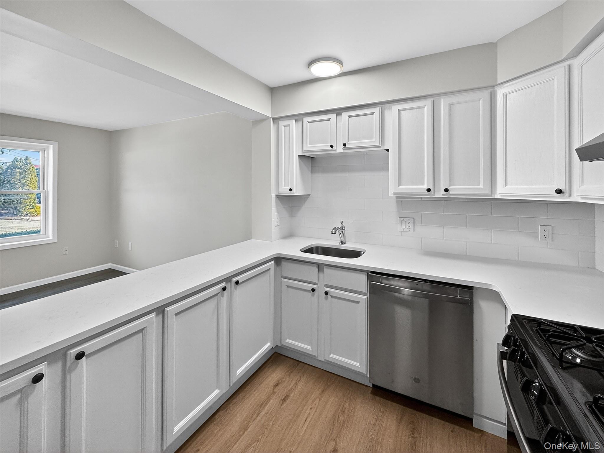 #3 photo, 17 Bowman Avenue, Rye Brook , NY 10573