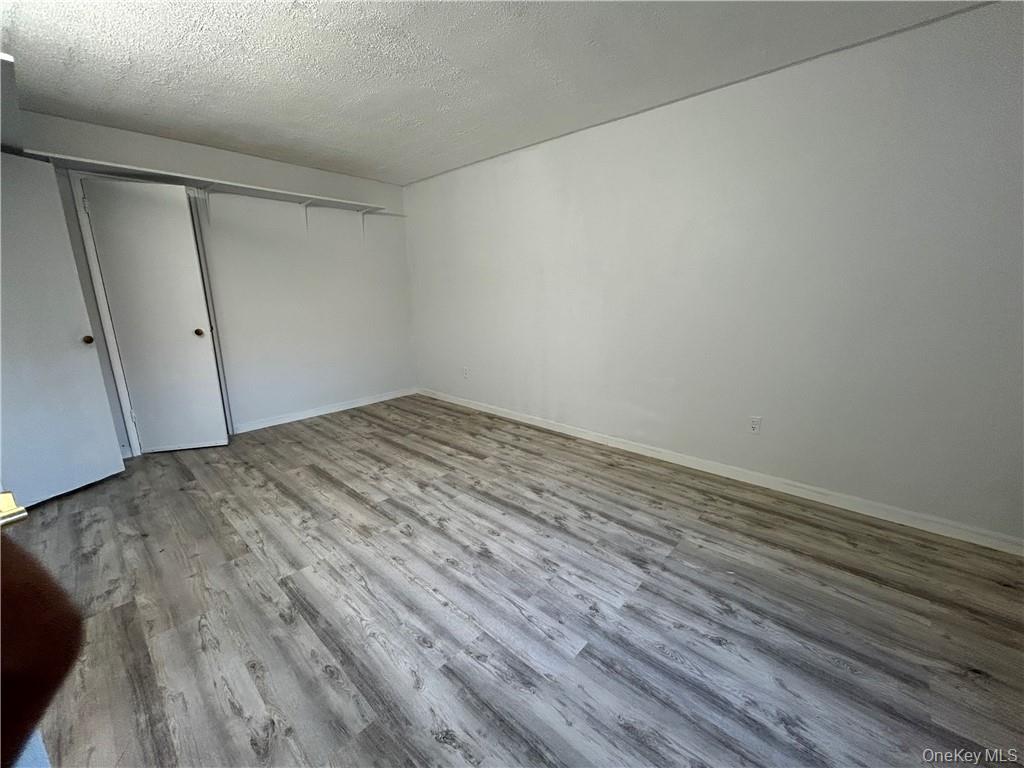 #8 photo, 25 Shady Glen Court, 纽约州 New Rochelle , NY 10805