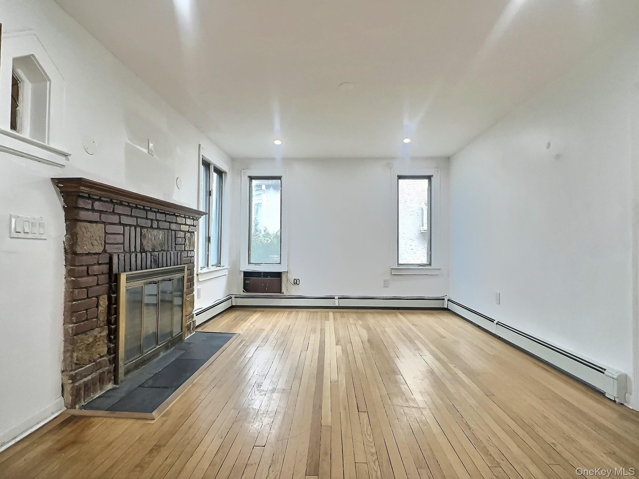 #11 photo, 72 Gibson Place, Yonkers , NY 10705