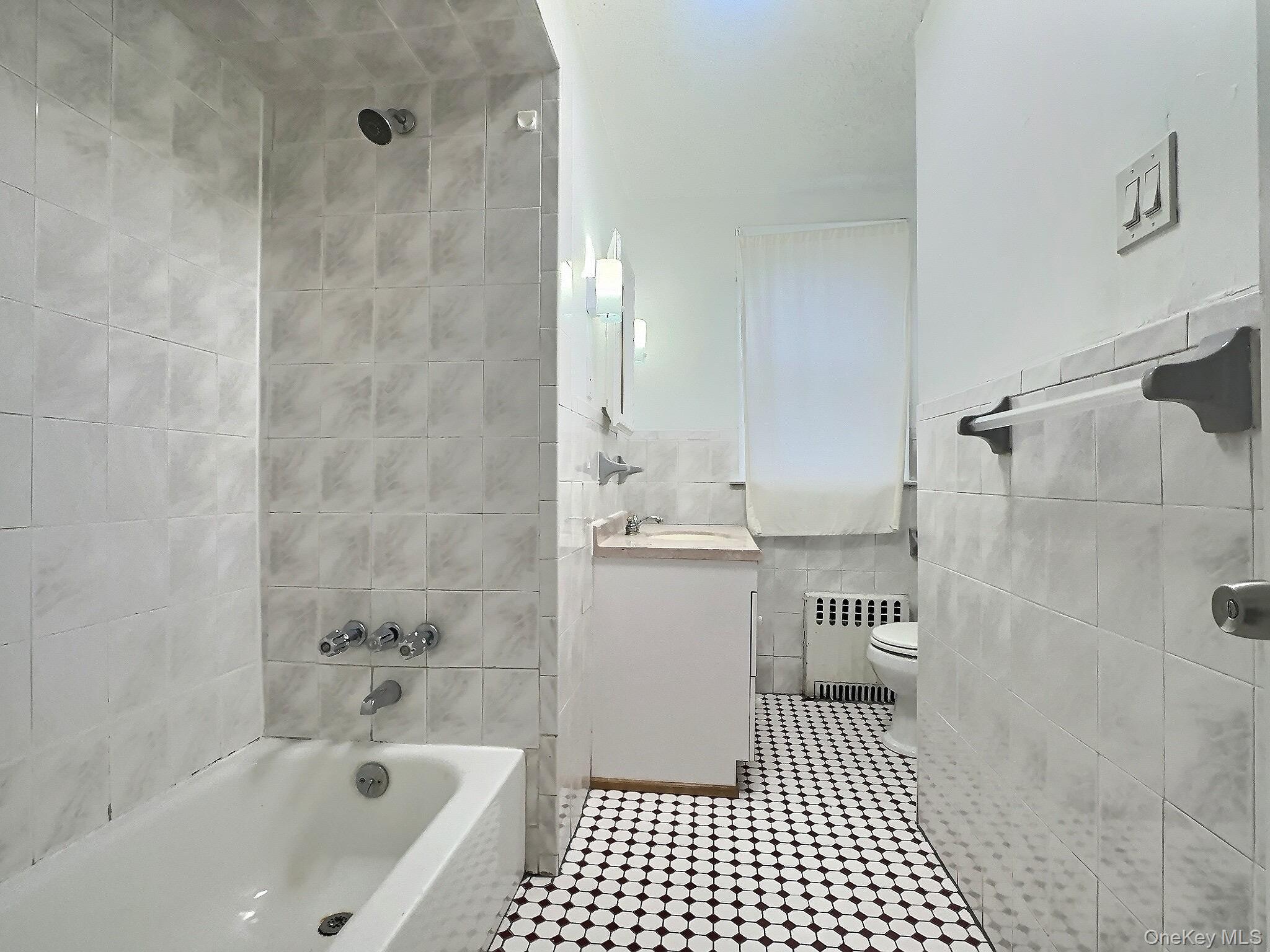 #14 photo, 72 Gibson Place, Yonkers , NY 10705