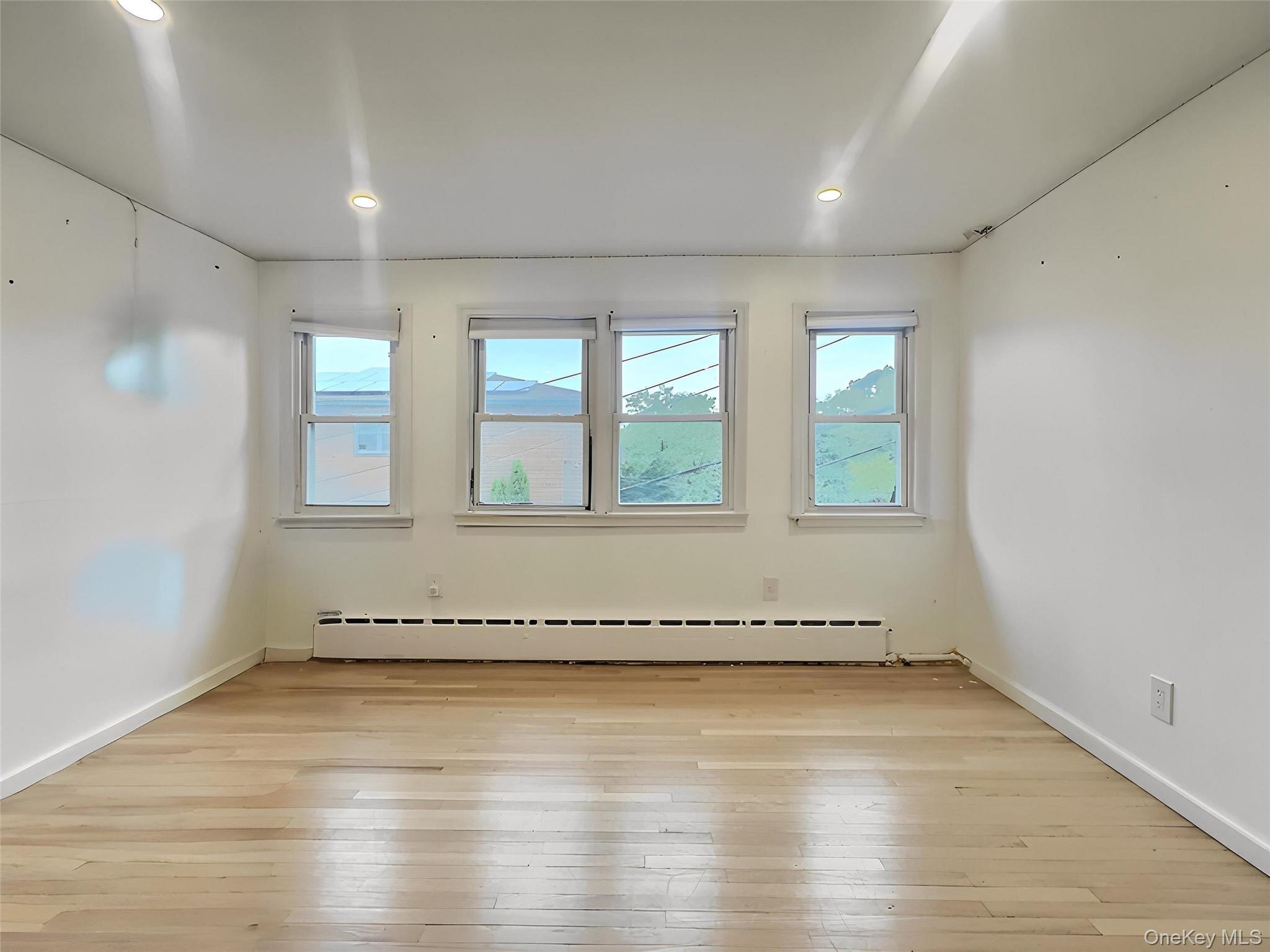 #19 photo, 72 Gibson Place, Yonkers , NY 10705